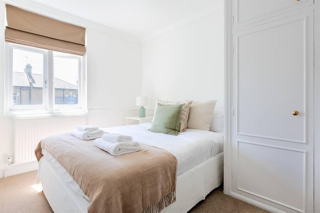 Spacious 3 Bedroom Flat With Terrace Londres Exterior foto
